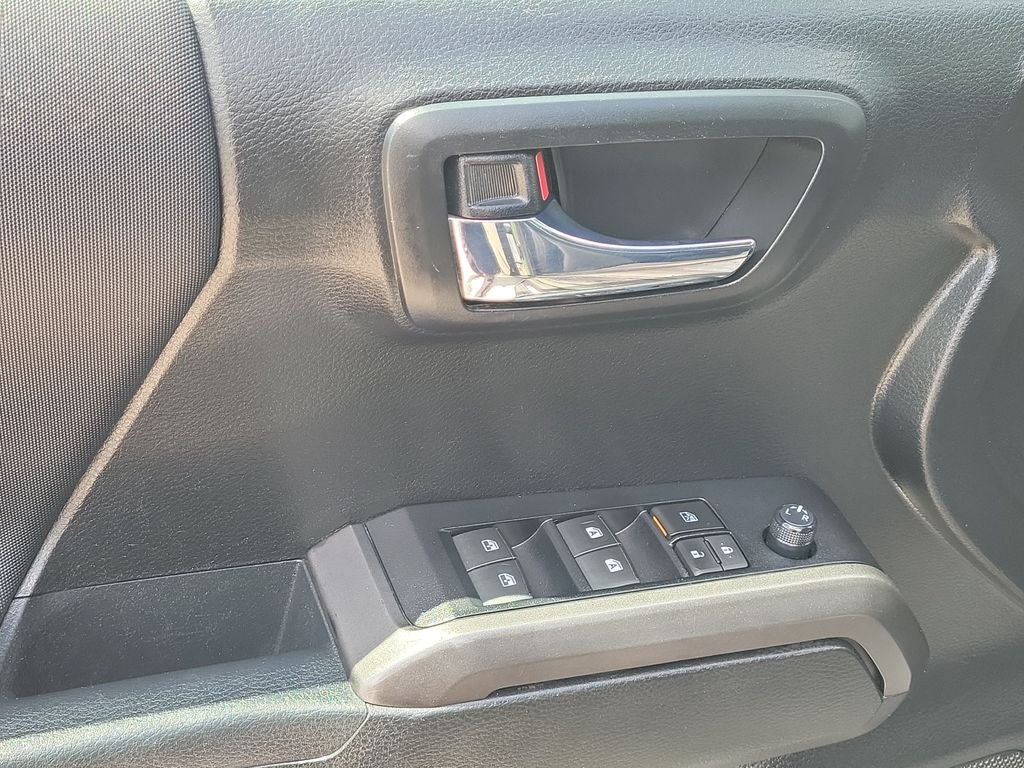 2021 Toyota Tacoma TRD Off-Road V6