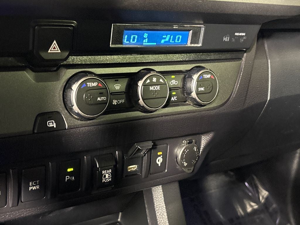 2022 Toyota Tacoma TRD Sport V6