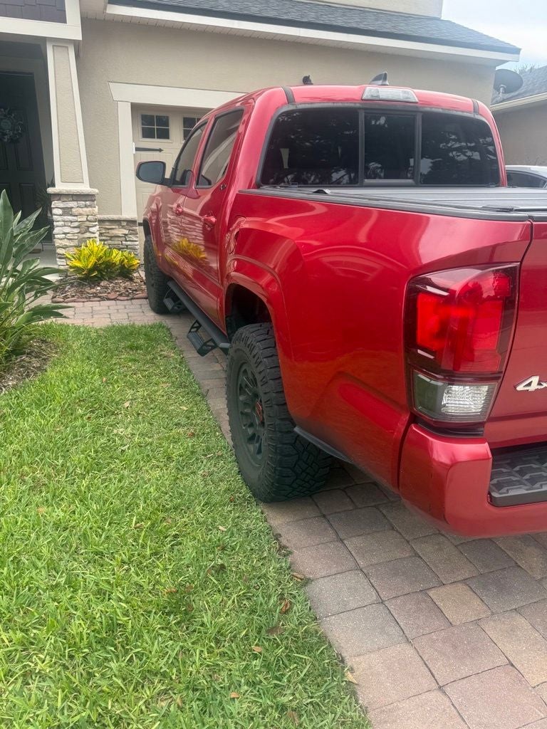 2022 Toyota Tacoma SR V6