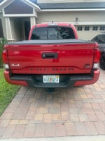 2022 Toyota Tacoma SR V6