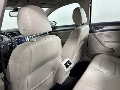 2017 Volkswagen Golf Wolfsburg