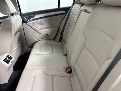 2017 Volkswagen Golf Wolfsburg