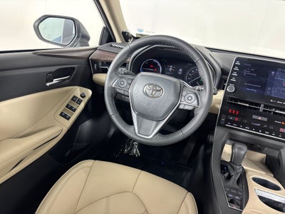 2021 Toyota Avalon Hybrid XLE Plus