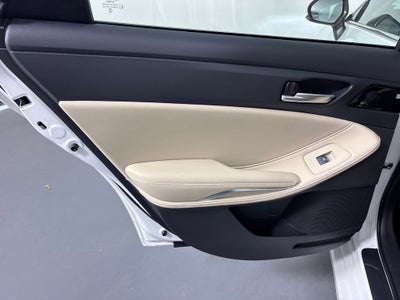 2021 Toyota Avalon Hybrid XLE Plus