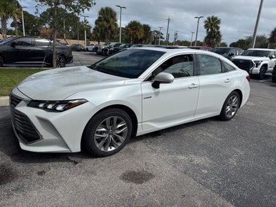 2021 Toyota Avalon Hybrid XLE Plus