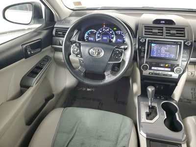 2012 Toyota Camry Hybrid XLE