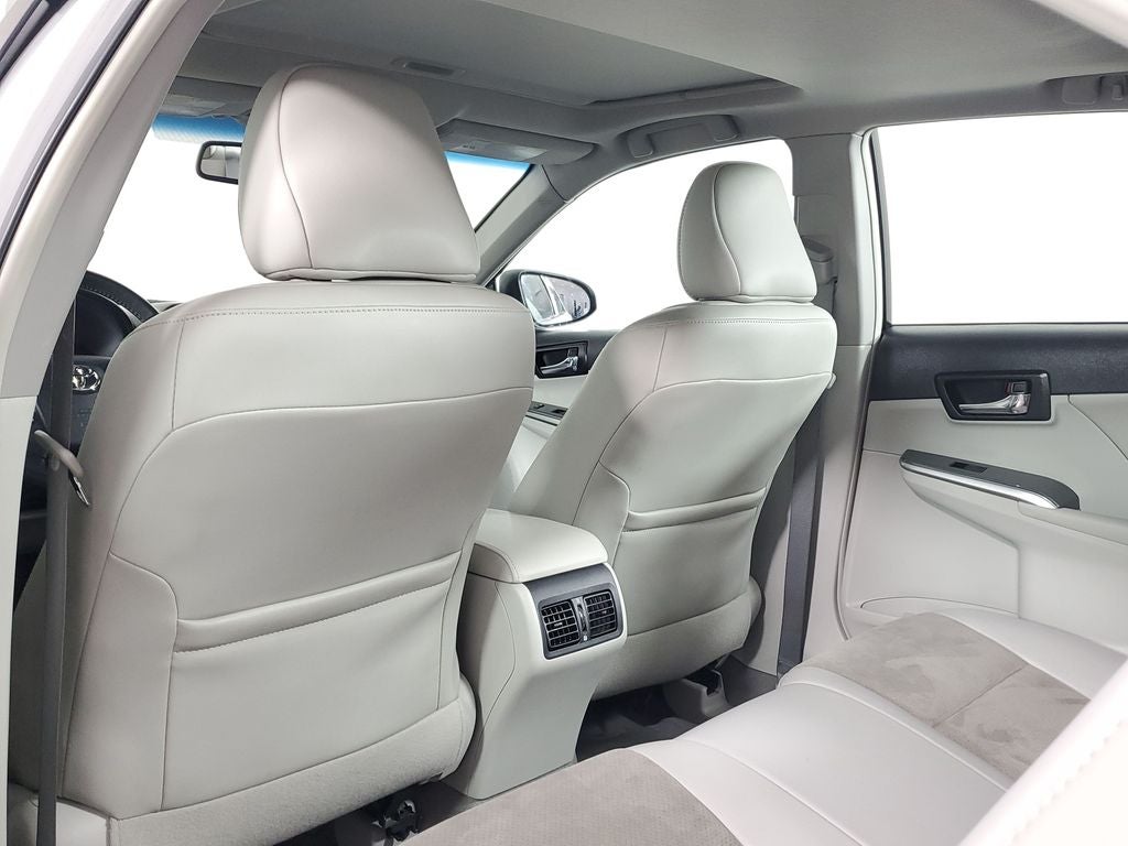 2012 Toyota Camry Hybrid XLE