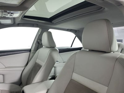 2012 Toyota Camry Hybrid XLE