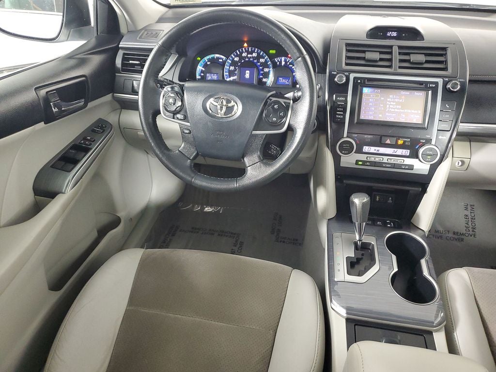 2012 Toyota Camry Hybrid XLE