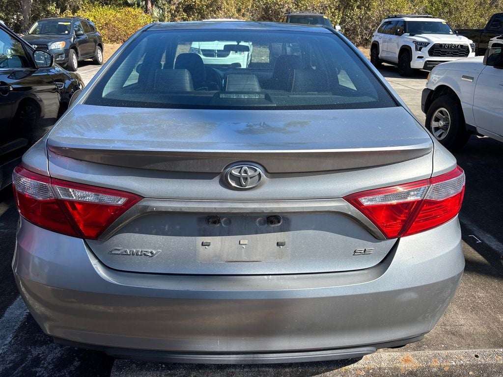 2016 Toyota Camry SE