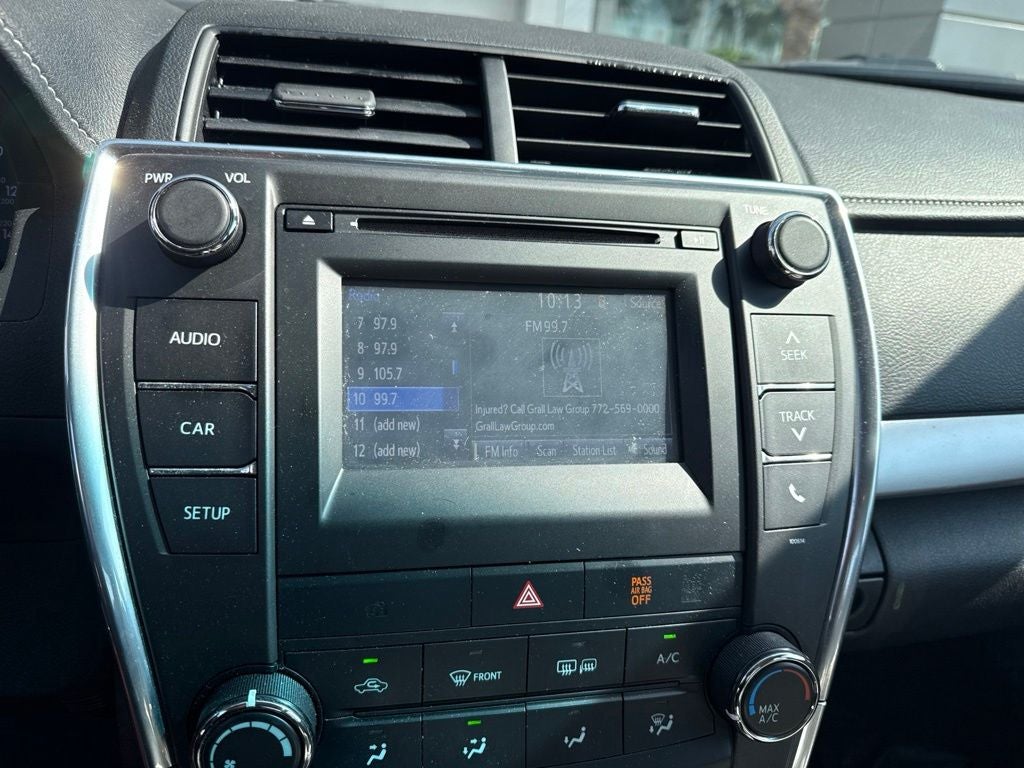 2017 Toyota Camry SE