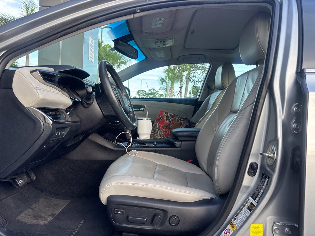 2015 Toyota Avalon Limited