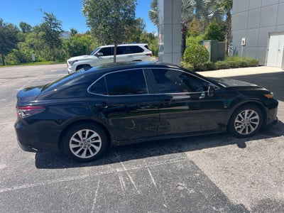 2022 Toyota Camry LE