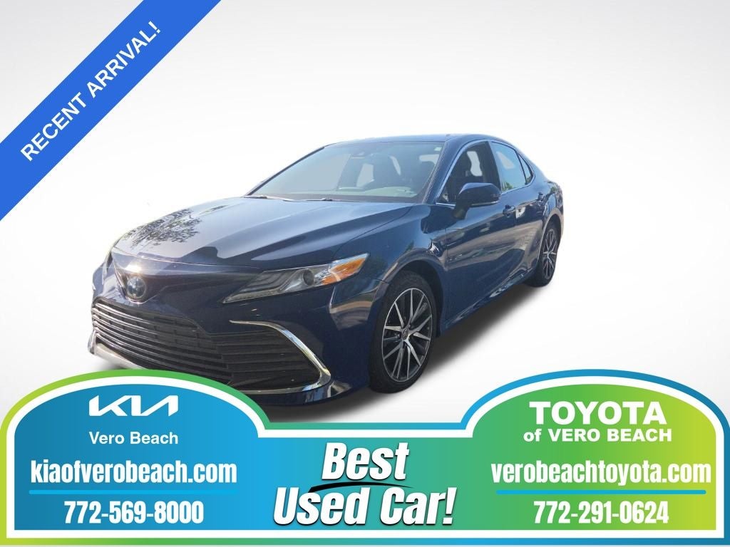2023 Toyota Camry Hybrid XLE