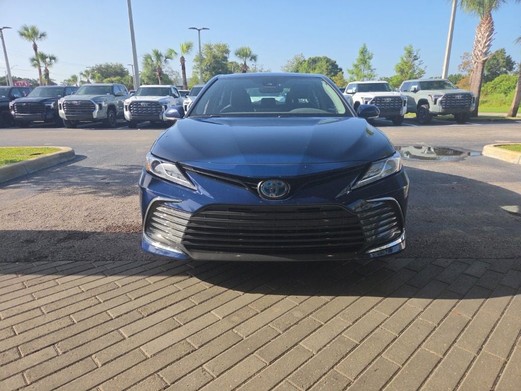 2023 Toyota Camry Hybrid XLE