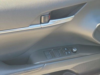 2023 Toyota Camry Hybrid XLE