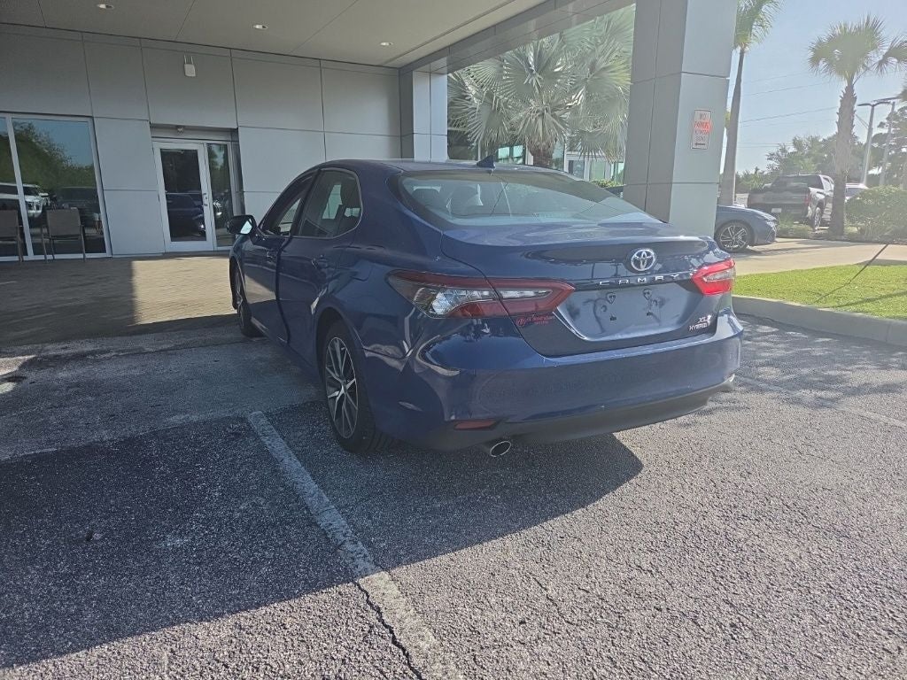 2023 Toyota Camry Hybrid XLE
