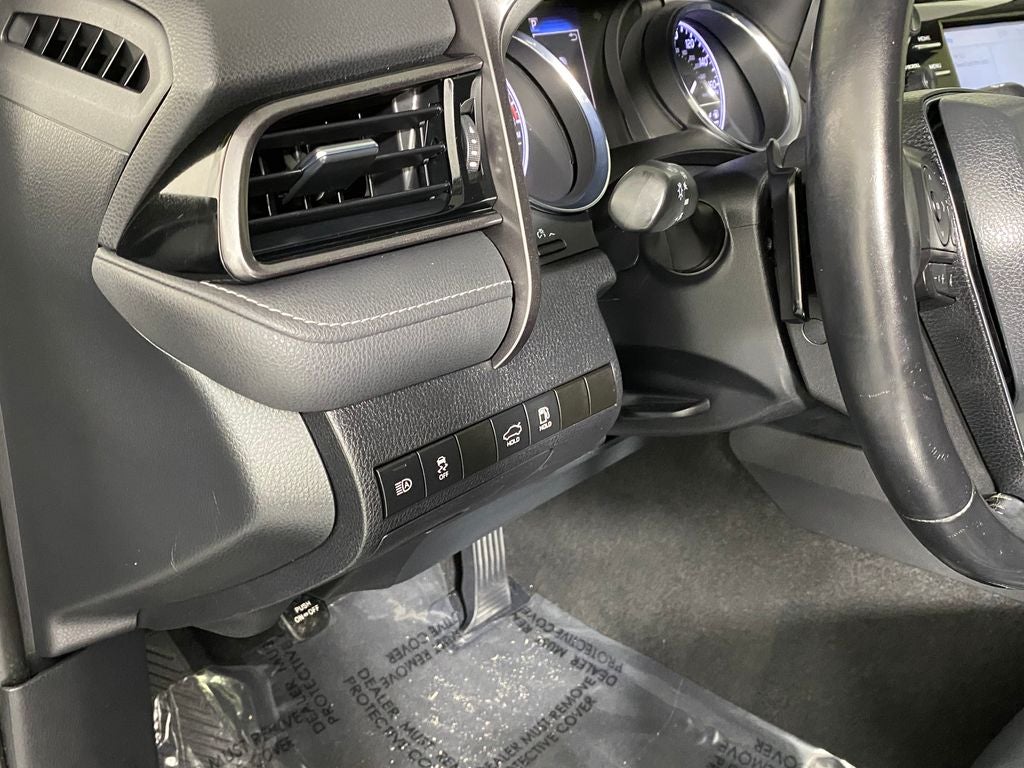 2020 Toyota Camry SE Nightshade