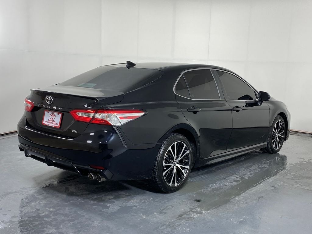 2020 Toyota Camry SE Nightshade