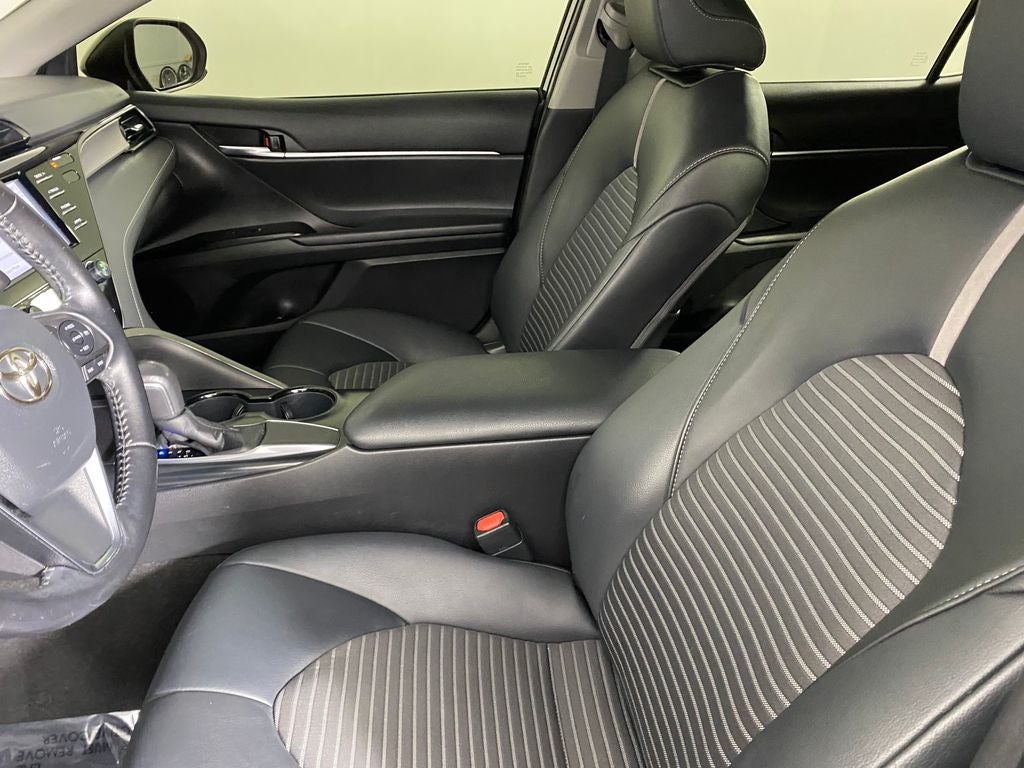 2020 Toyota Camry SE Nightshade