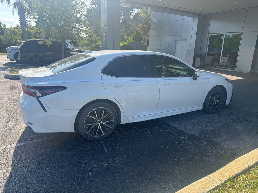 2021 Toyota Camry SE