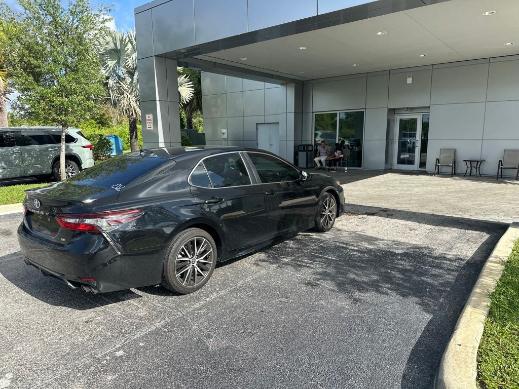 2021 Toyota Camry SE