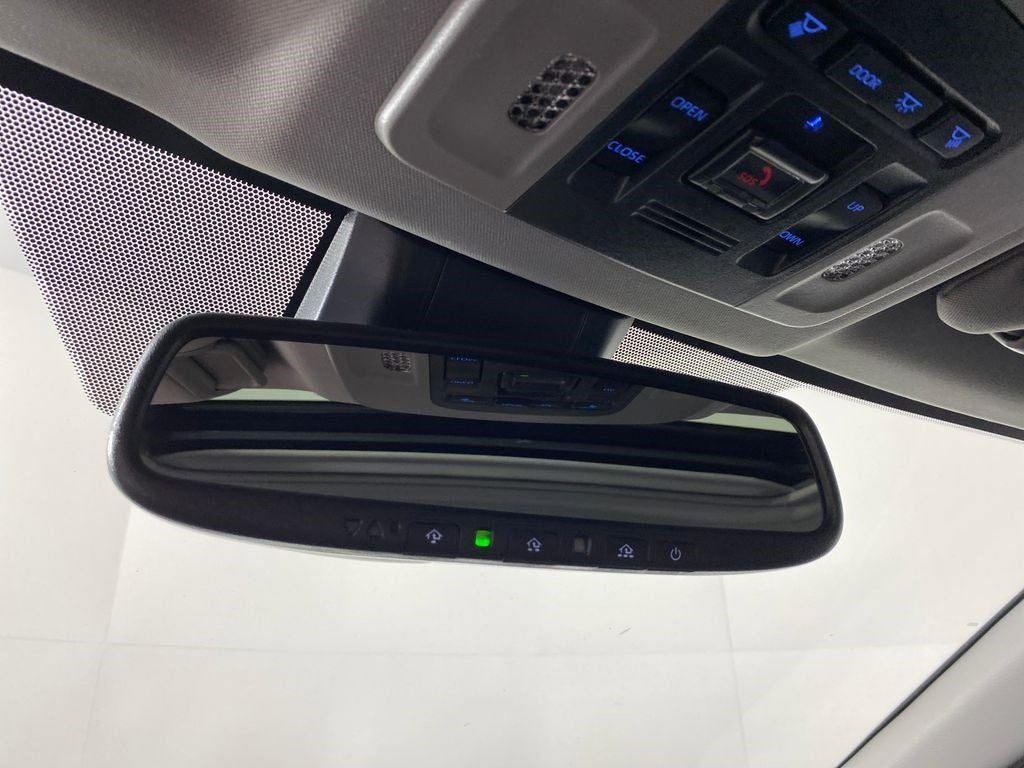 2024 Toyota Camry Hybrid LE