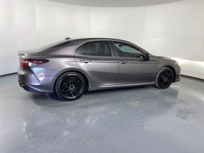 2024 Toyota Camry Hybrid LE