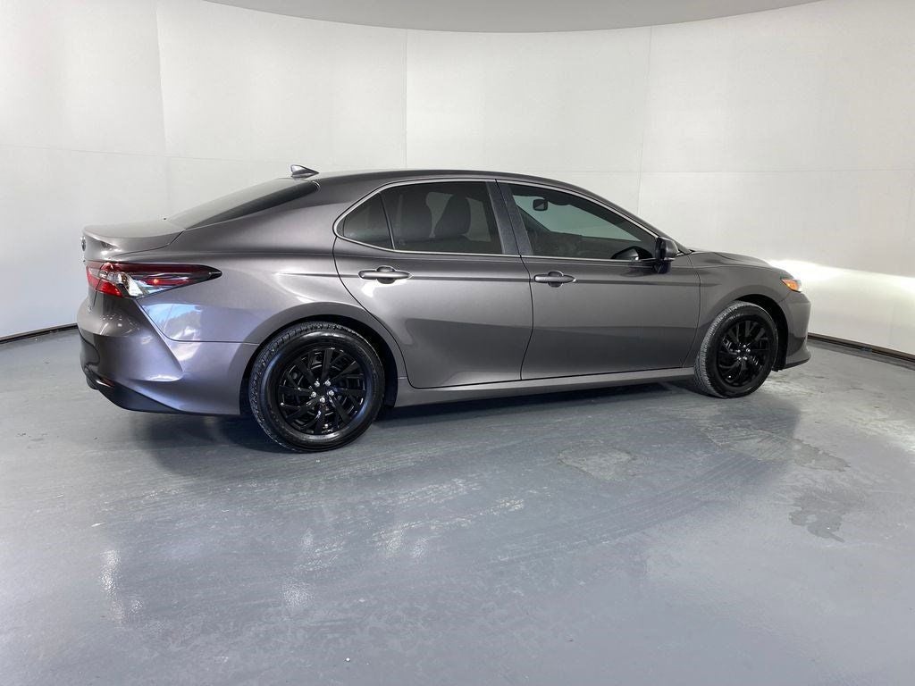 2024 Toyota Camry Hybrid LE