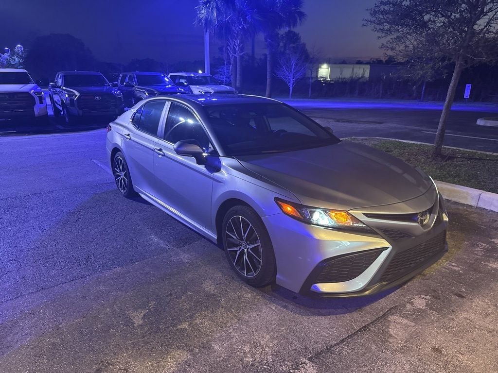 2023 Toyota Camry SE