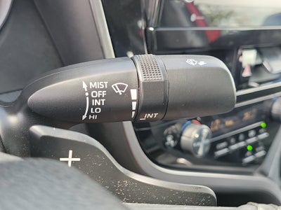 2023 Toyota Camry Hybrid SE