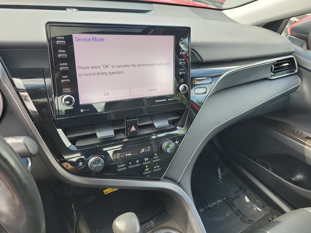 2023 Toyota Camry Hybrid SE