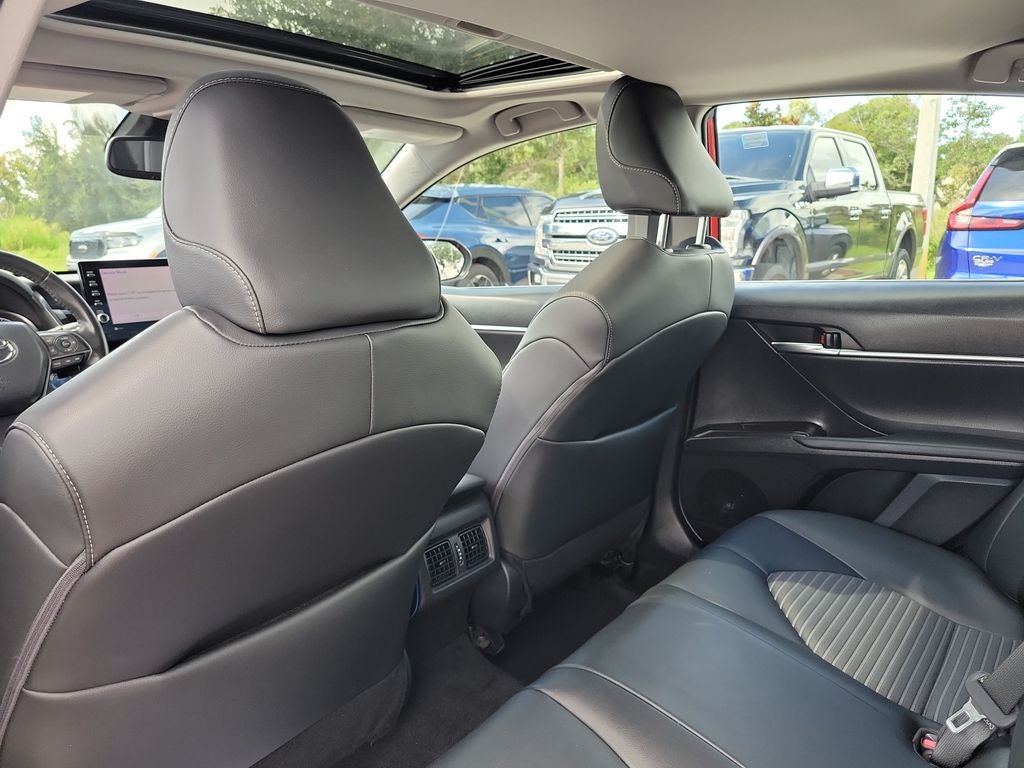 2023 Toyota Camry Hybrid SE