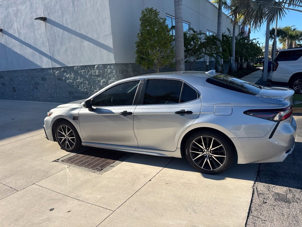 2024 Toyota Camry SE