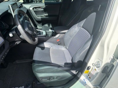 2020 Toyota RAV4 Hybrid XSE