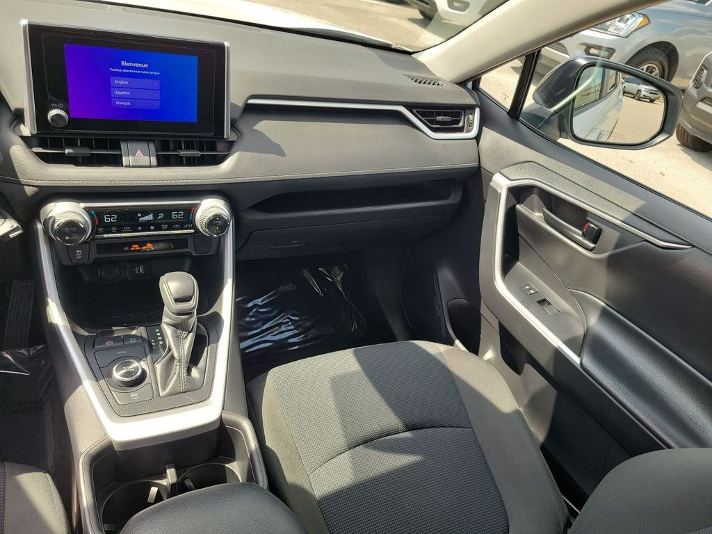 2024 Toyota RAV4 Hybrid LE