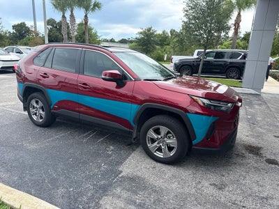 2025 Toyota RAV4 Hybrid XLE