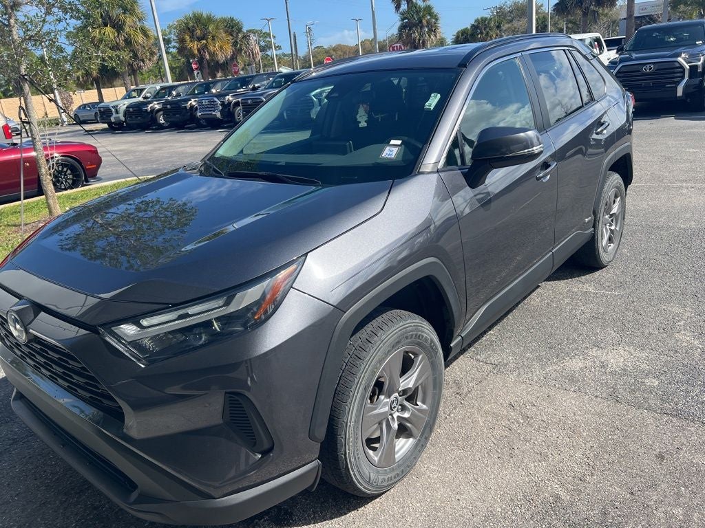 2024 Toyota RAV4 Hybrid XLE