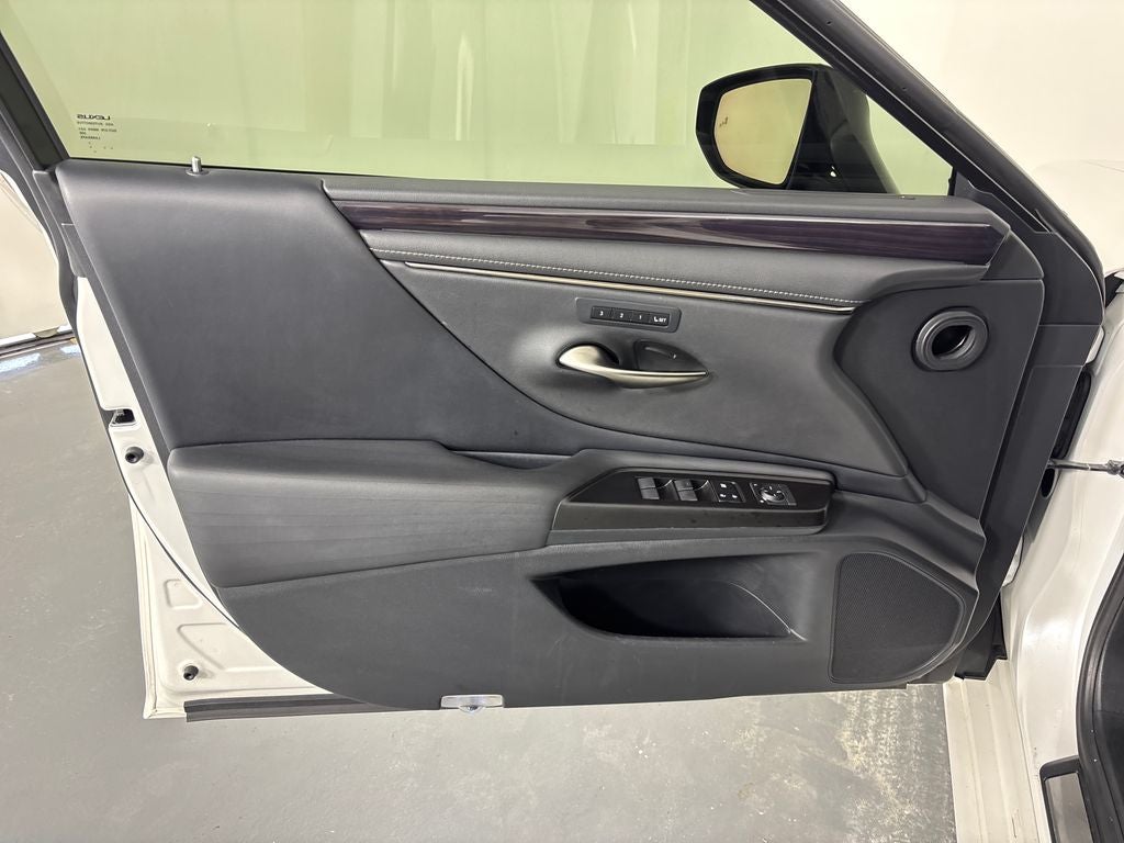 2019 Lexus ES 350 Luxury