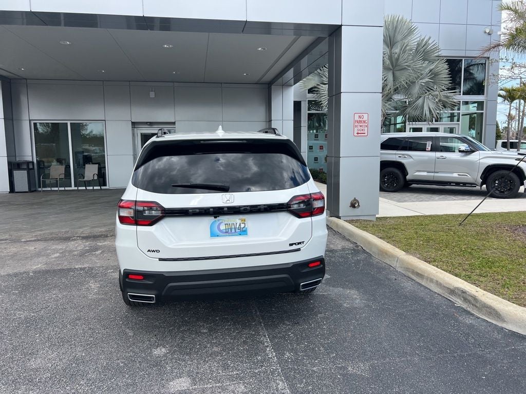 2025 Honda Pilot Sport