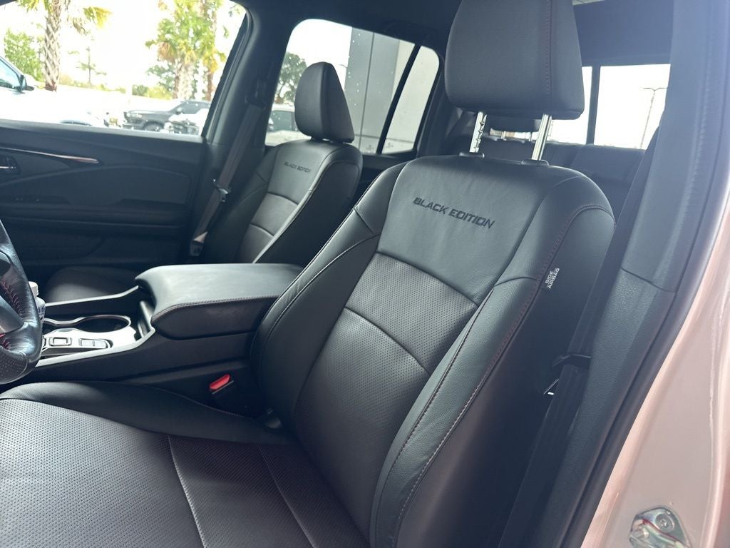 2025 Honda Ridgeline Black Edition