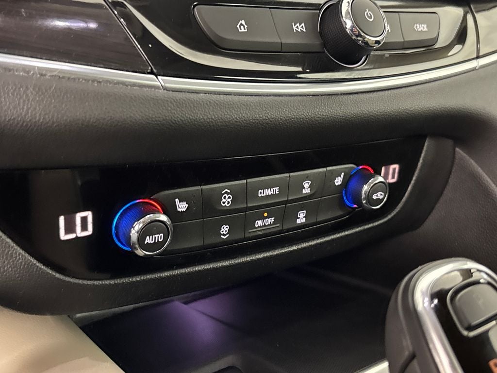 2019 Buick Enclave Essence