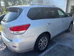 2016 Nissan Pathfinder SV