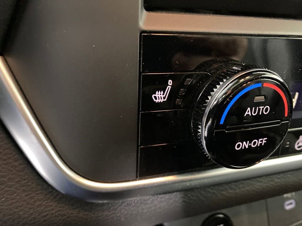 2024 Nissan Rogue SV Premium