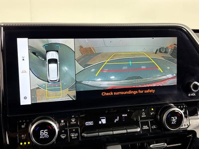 2023 Toyota Highlander Hybrid Platinum