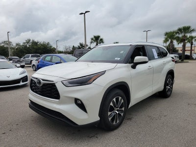2021 Toyota Highlander XLE