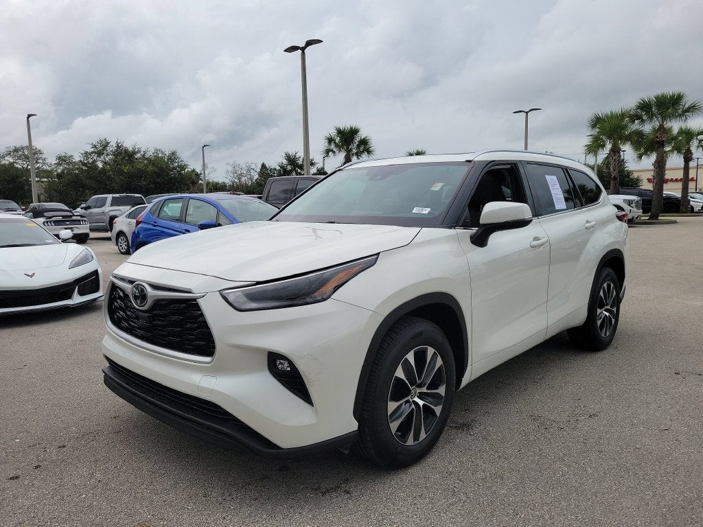 2021 Toyota Highlander XLE