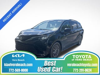 2021 Toyota Sienna XLE 8 Passenger