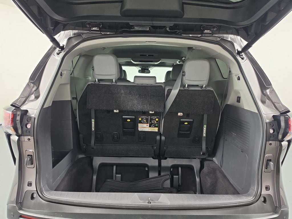 2024 Toyota Sienna XLE 7 Passenger