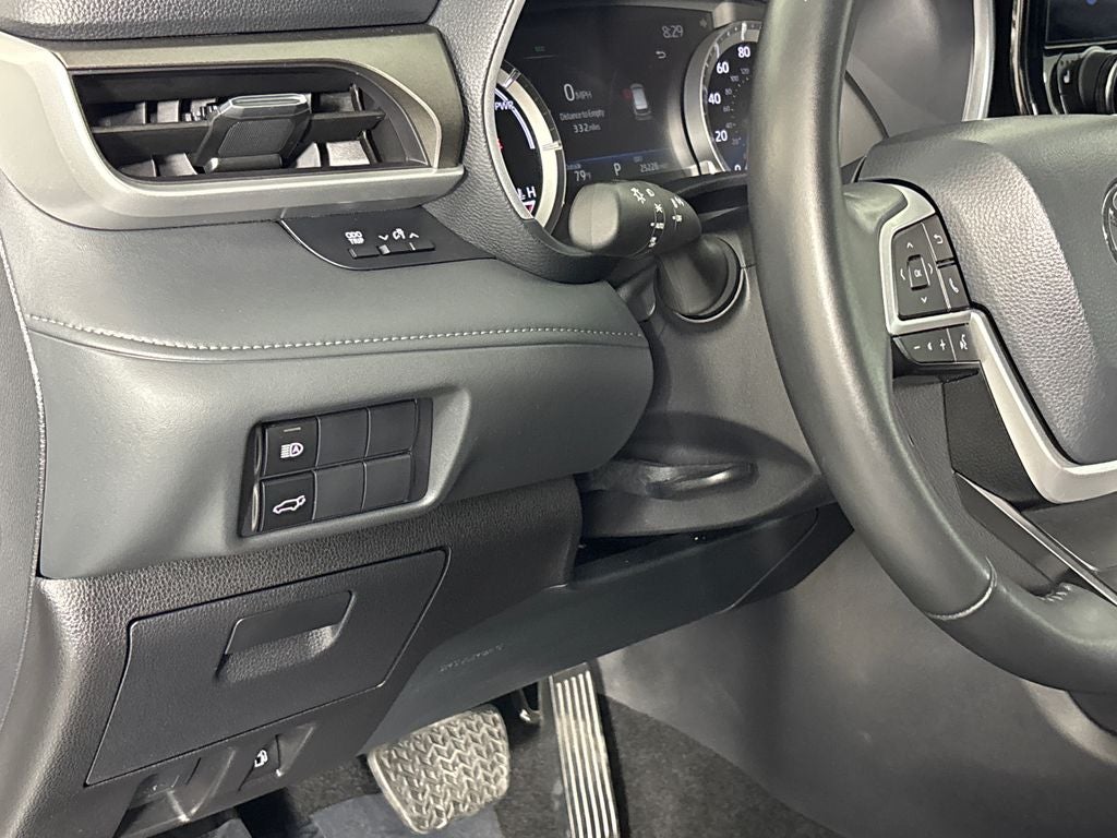 2024 Toyota Highlander Hybrid XLE